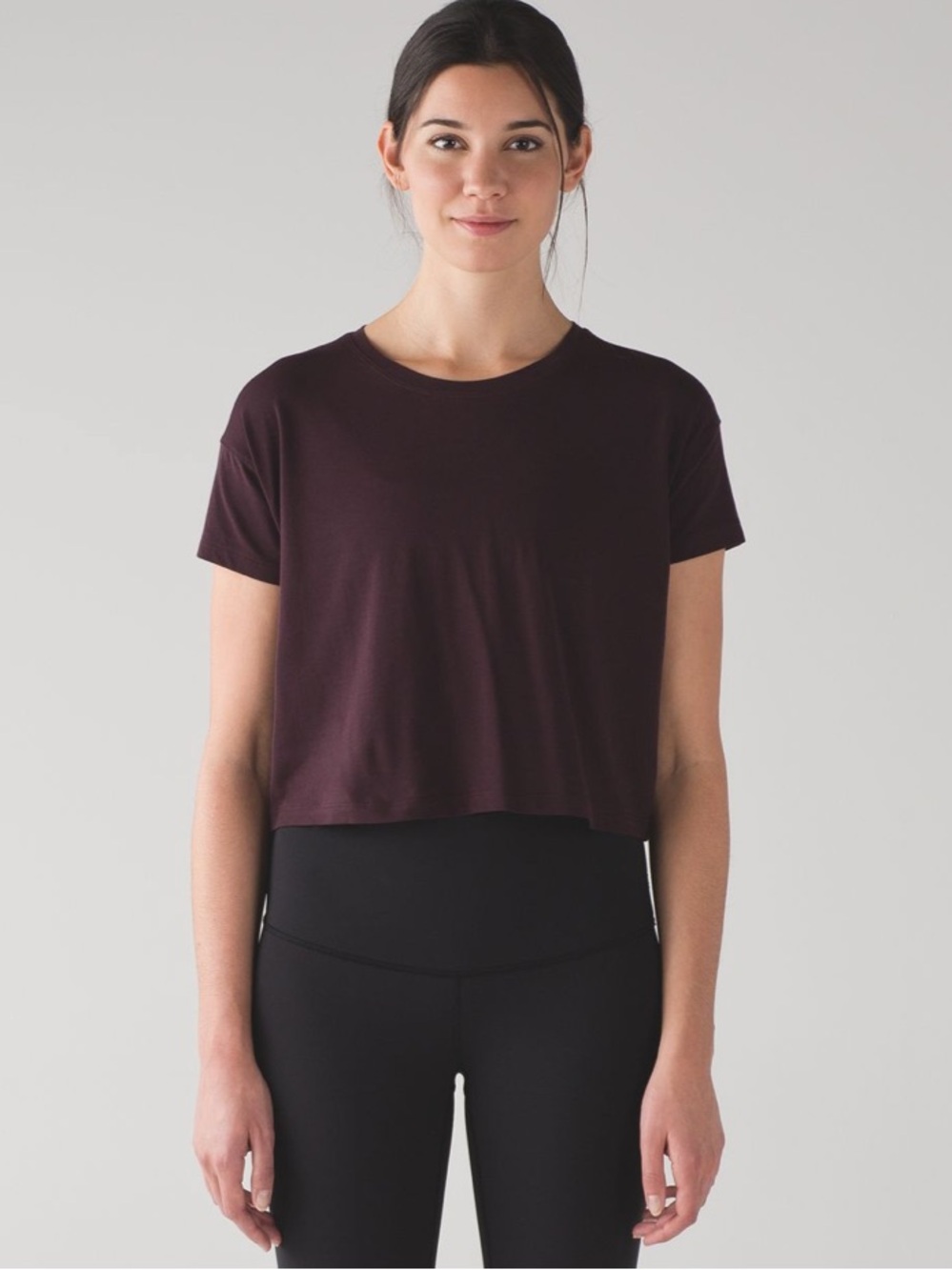 Lululemon Cates Crop Tee Short Sleeve Cropped Crew Black Cherry Sz 8 - Picture 2 of 11